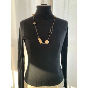 Tribal cream necklace